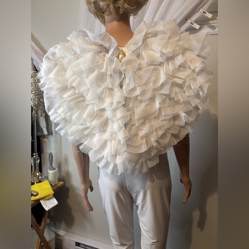 Lot of 2 Set Elegant White Ruffled Angel Wings Home Accent